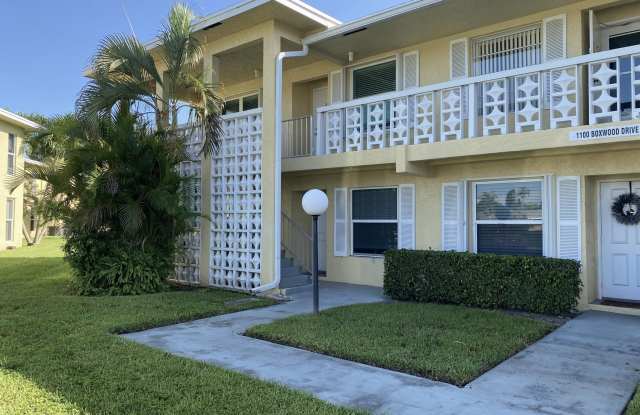 Photo of 1100 Boxwood Drive