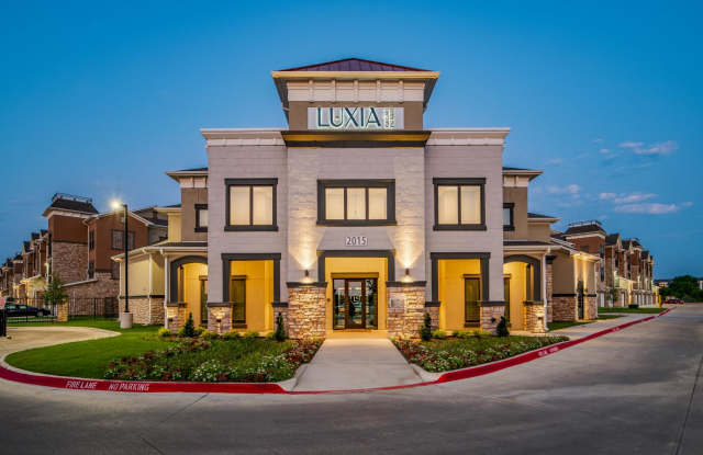Luxia Grand Prairie