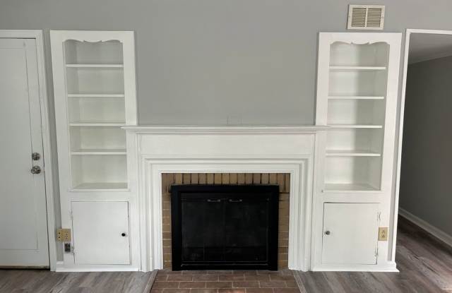 66 Tunis Ave 1st Floor