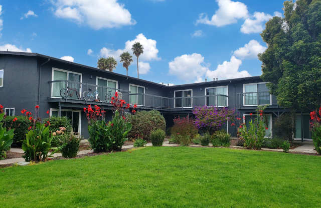 San Lorenzo Apartments