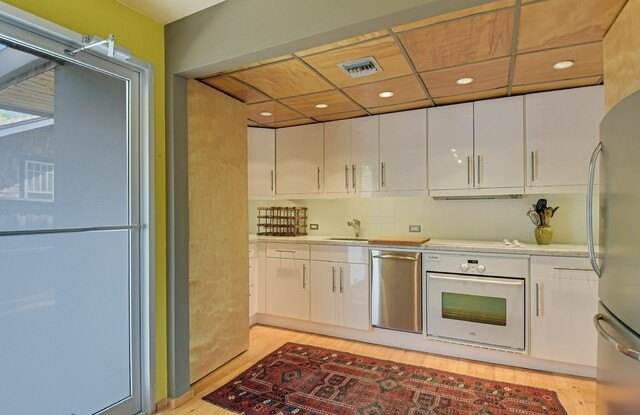 Photo of 605 Kendall