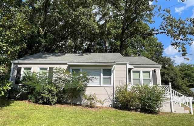 2005 Benson Avenue SE