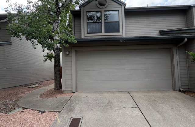 Gorgeous Foxglenn Rental