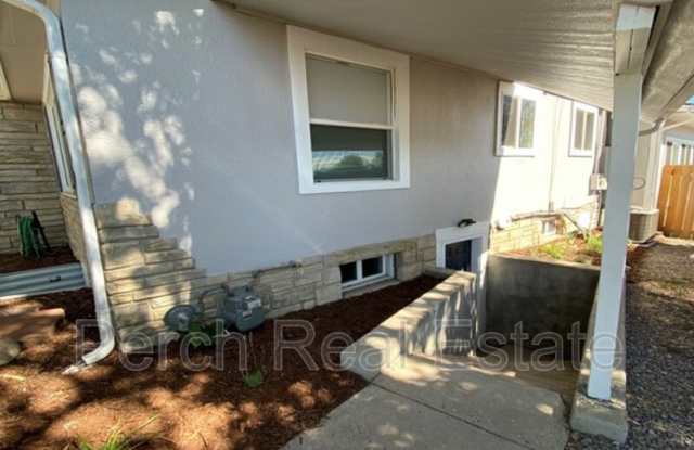 1550 Tabor Street - B