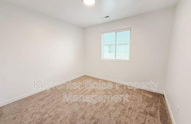 2929 W Silver River St