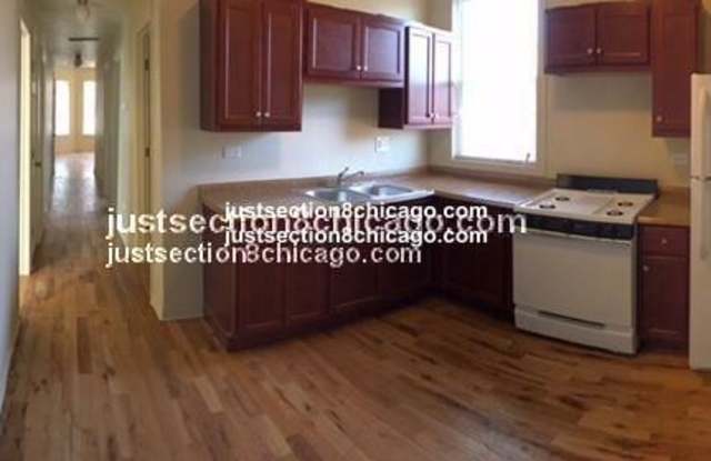 5303 W LAKE