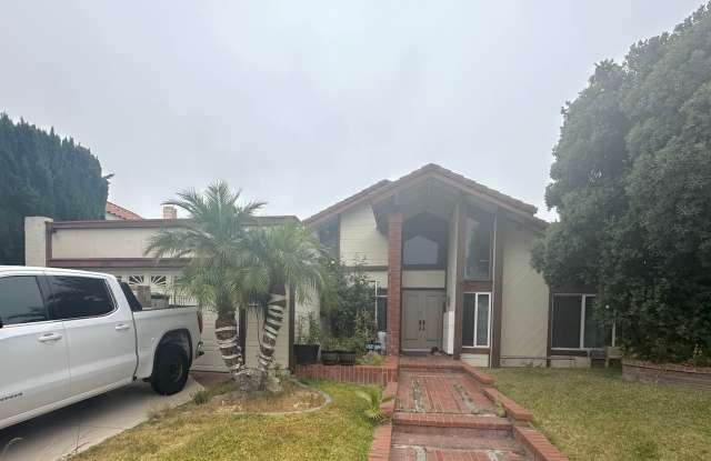 Photo of Spacious 4-Bedroom Home for Lease in Desirable Park Place!