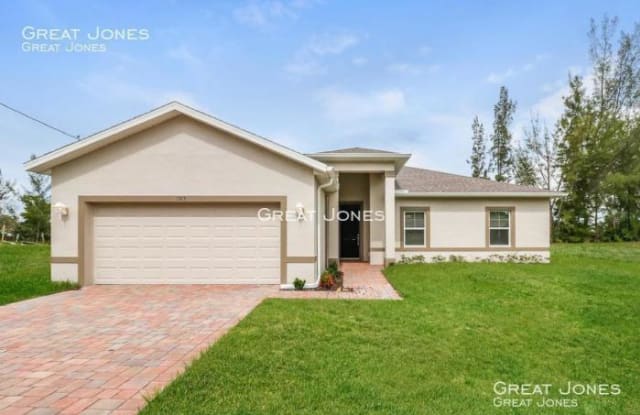 1915 SW 8th Ct - 1915 Southwest 8th Court, Cape Coral, FL 33991