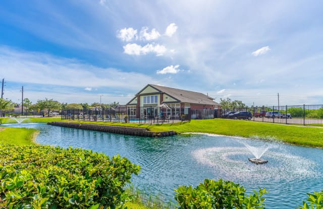 Photo of Oakbridge Apartment Homes