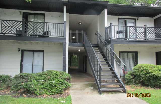 3609 Woodbriar Cir