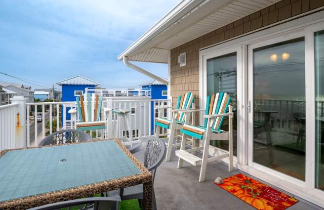 Photo of OFF-SEASON MONTHLY RENTAL - ESCAPE THE WINTER MONTHS!!!