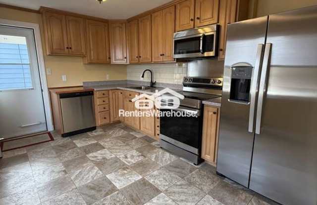 1216 Wilson Point Road