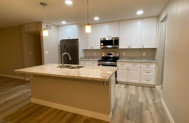 1814 East Randall Drive