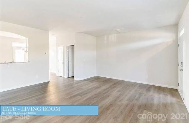 Room for Rent in 3 Bedroom Townhome at 1029 Beatty Woods Ln