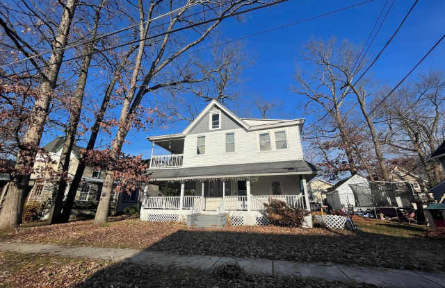 Photo of 409 WEST Avenue