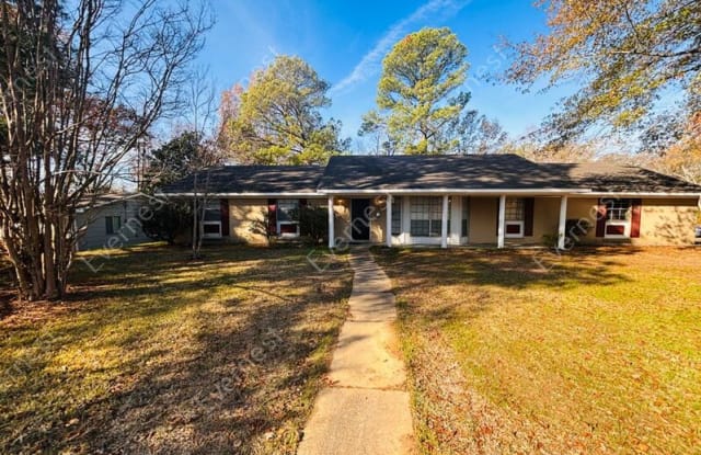 2605 Cliffwood Dr - 2605 Cliffwood Drive, Jackson, MS 39212