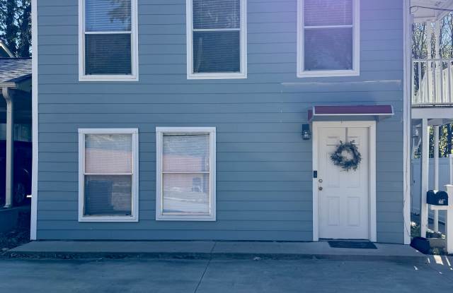 Photo of 204 E Good St