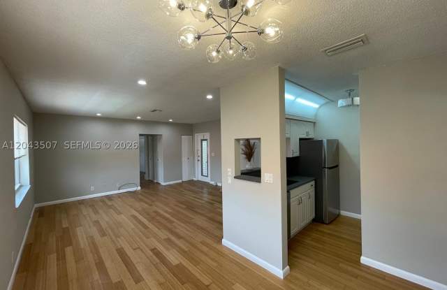 1300 N 17th Ave