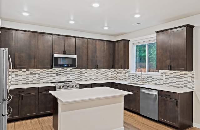 11225 Southeast 245th Place