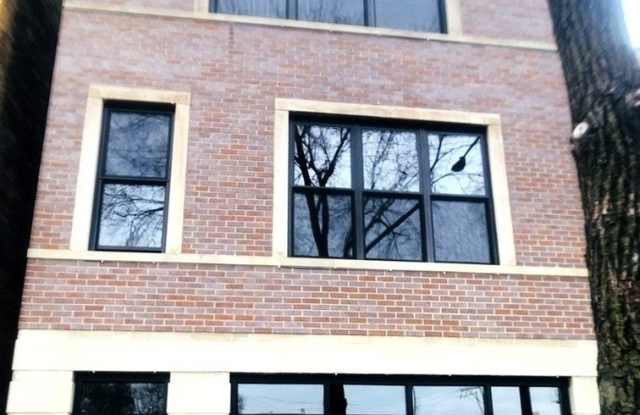 Photo of 2157 N Western Avenue unit: 2