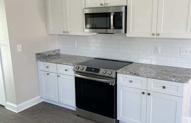 6690 Eastbrook Ave Sw