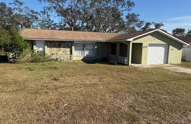 NICE TWO BEDROOM TWO BATH HOME IN GREAT NEIGHBORHOOD !!!!