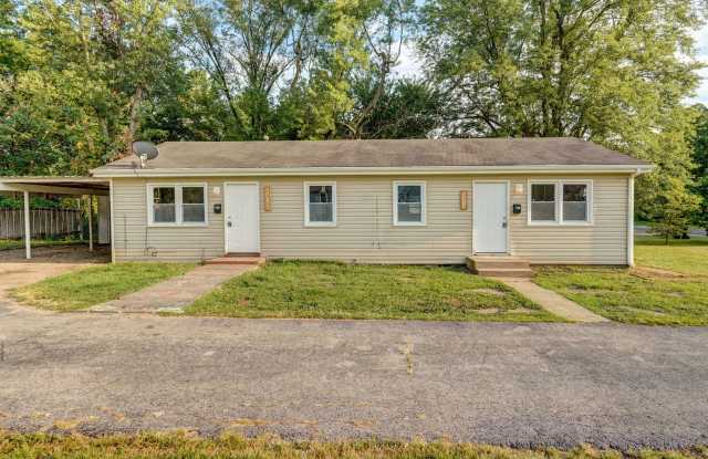 1 Bedroom | 1 Bathroom | House with Carport | Located on a Quiet Street| Lawn Care and Trash Included | PETS WELCOME
