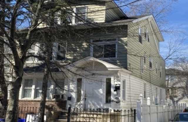 115 N Munn Avenue