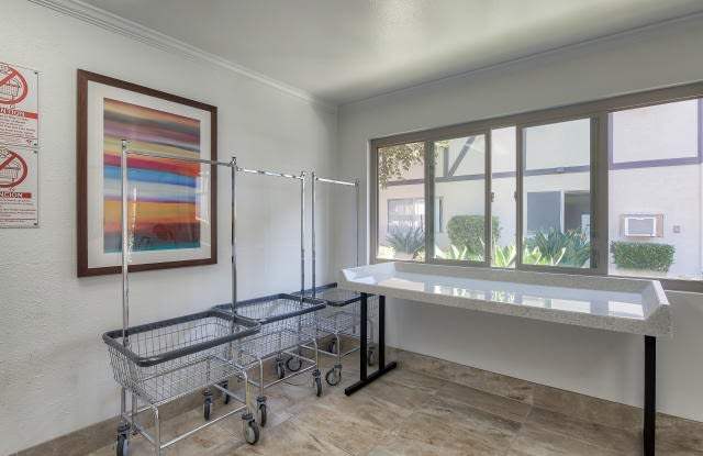 2145 Honey Dr Unit A11