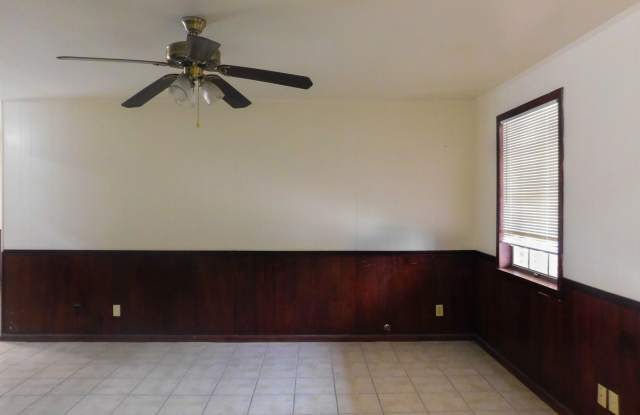 3 bedroom house in the avenues