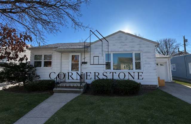 Well taken care of 2 bedroom $1095