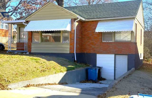 Photo of Spacious 2 Bedroom Rental!