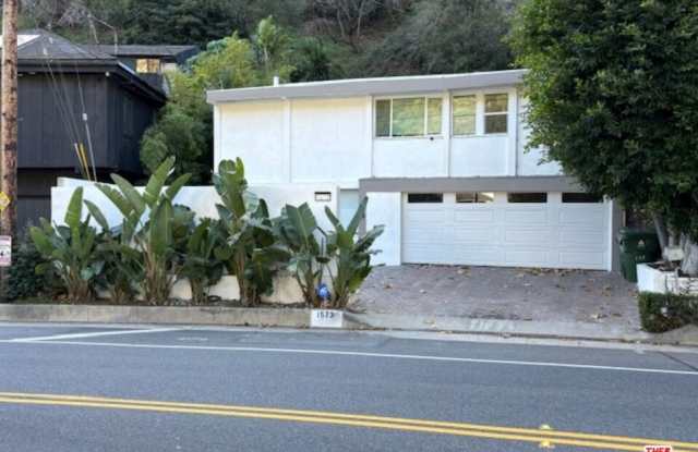 Photo of 1573 Benedict Canyon Dr