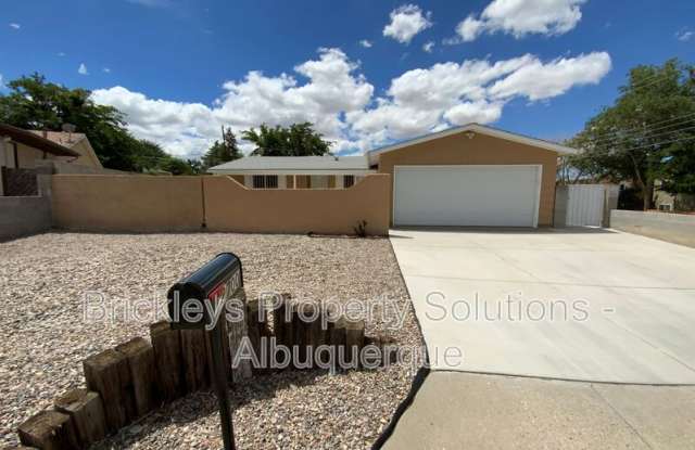 Photo of 12700 Mountain Rd NE