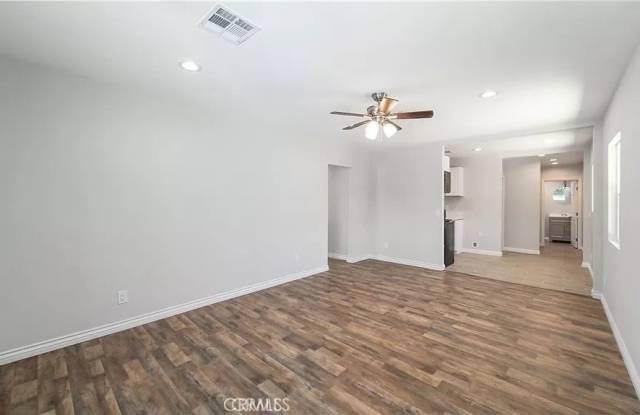 3655 Comer Avenue