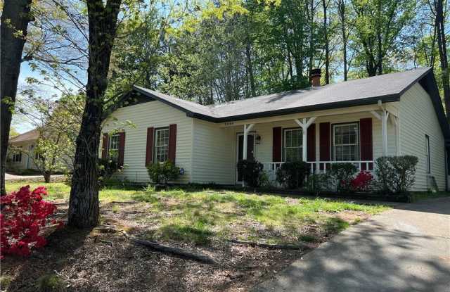 2004 Creekwood Drive