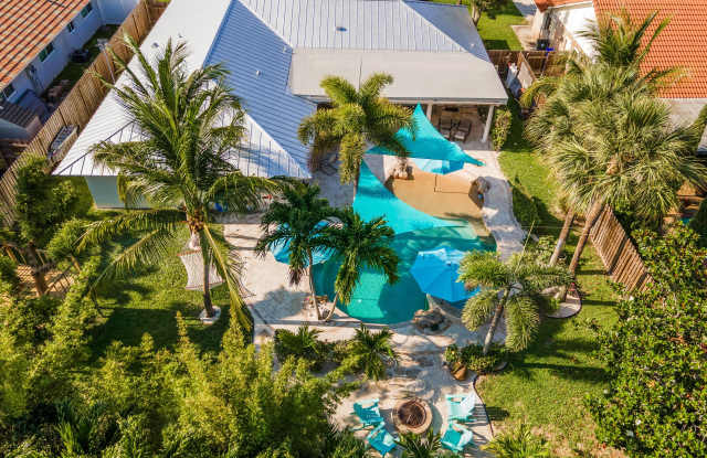 Photo of 1560 SW 16th Street