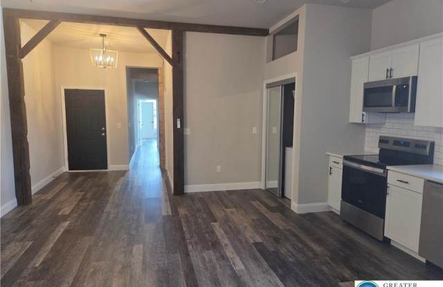 121 Main Street unit: 3