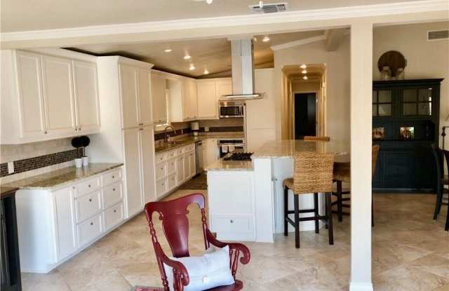 156 Trelawney Street