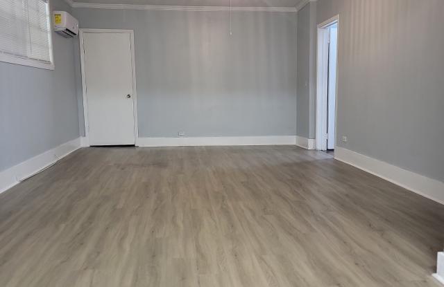 211 W 7th Street - D