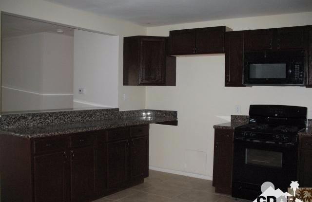 12765 Avenida Alta Loma