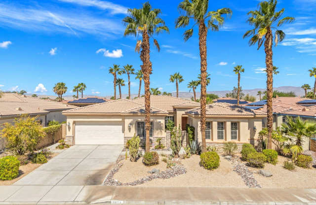 74068 Kokopelli Circle