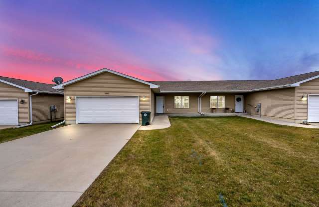 5482 Summerland Dr