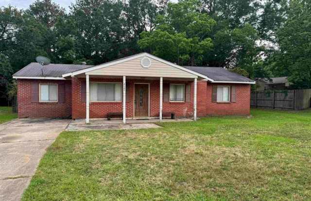 Photo of Charming 3 Bedroom 2 Bath in Berkshire Hills- First Month Rent is Half Off!!