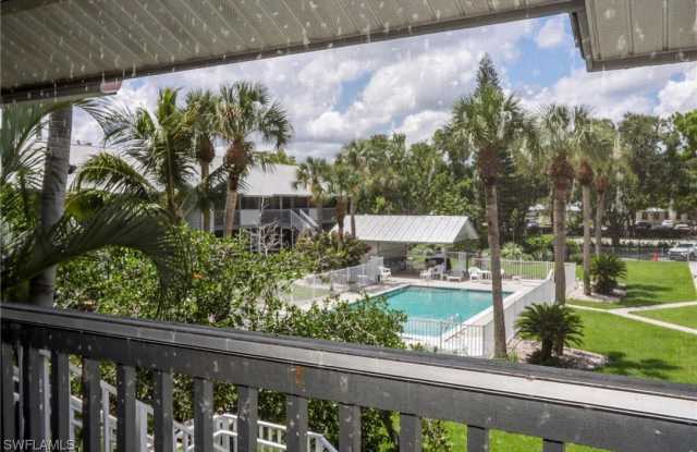 1275 7th Avenue N unit: 206