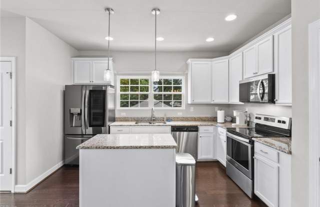 1541 Ocean Garden Street