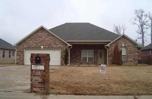 5900 Flight Court - 5900 Flight Court, Jacksonville, AR 72076