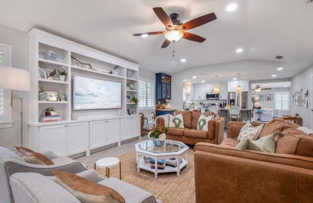 Photo of 605 Waverly Road