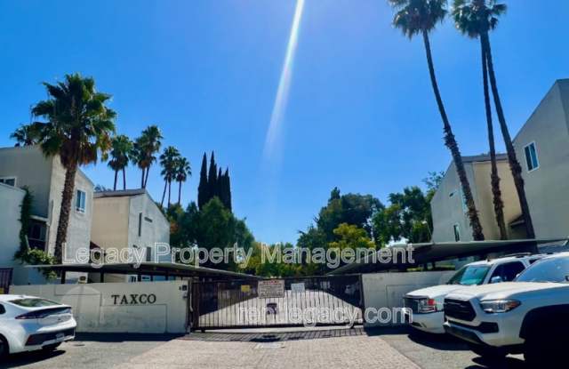 Photo of 2200 Laguna Cir