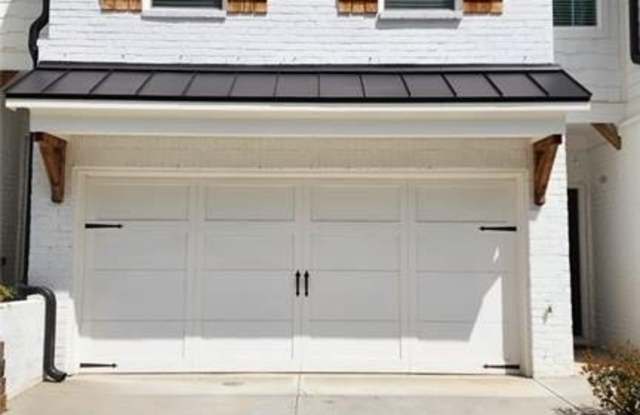 Photo of 300 Auburn Valley Way